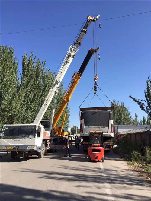 天涯区港口集装箱搬运案例